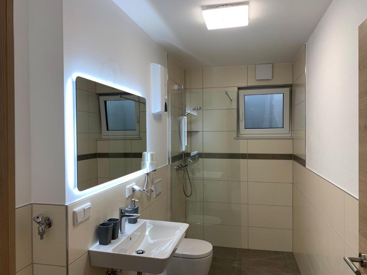 Apartment Niwas *